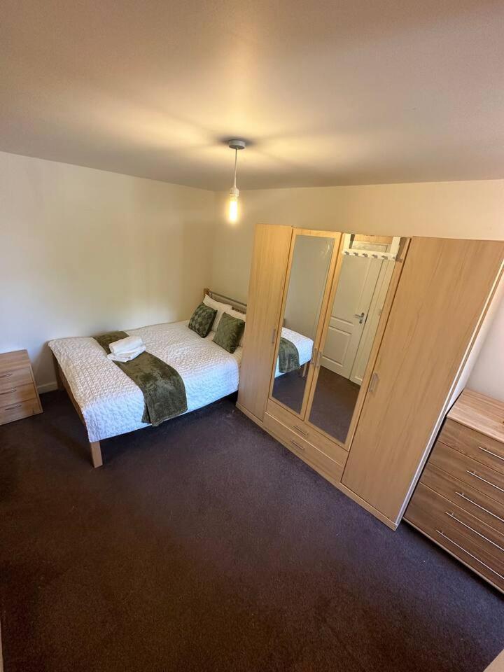 New Build 2 Bedroom With 2 Bath In London Exterior foto
