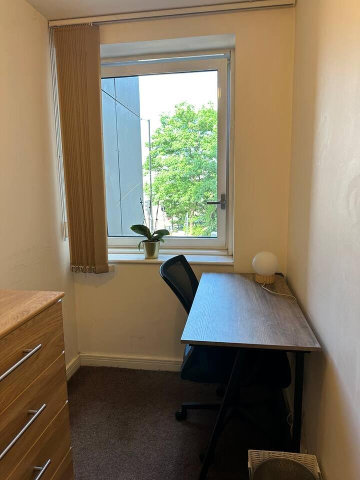 New Build 2 Bedroom With 2 Bath In London Exterior foto
