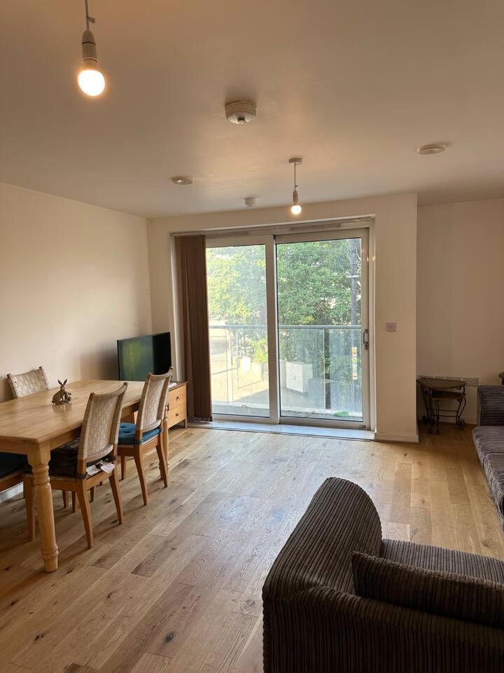 New Build 2 Bedroom With 2 Bath In London Exterior foto